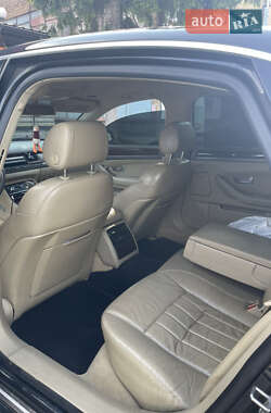 Седан Audi A8 2005 в 