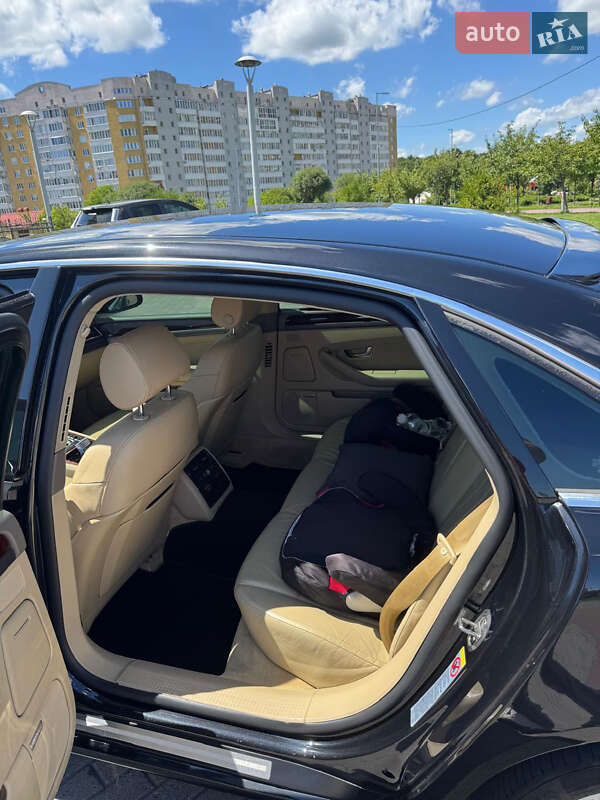 Седан Audi A8 2005 в Львові