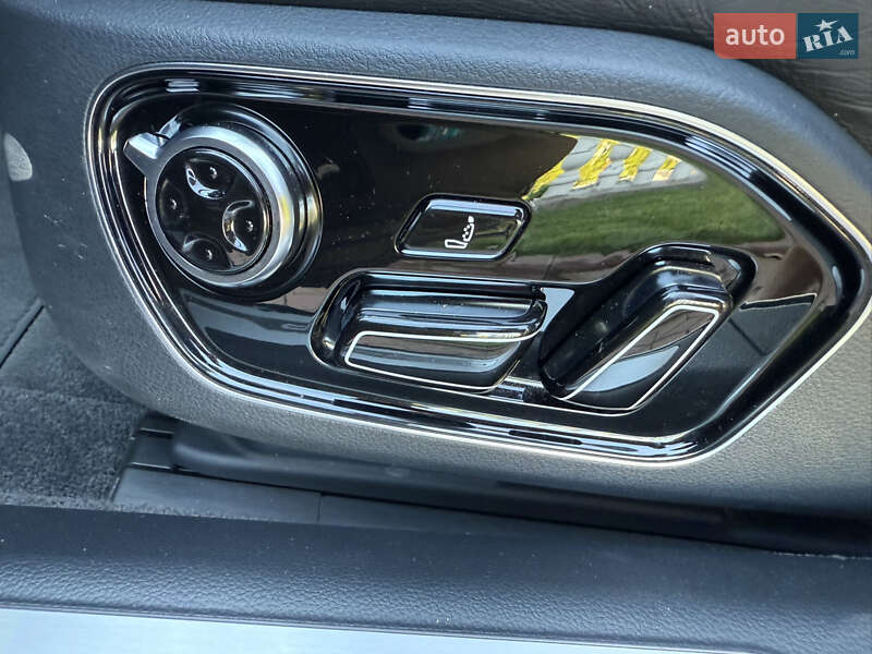 Седан Audi A8 2016 в Киеве фото 15 Седан Audi A8 2016 в Киеве