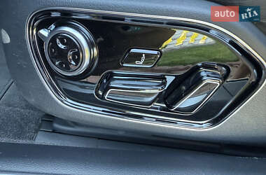 Седан Audi A8 2016 в 