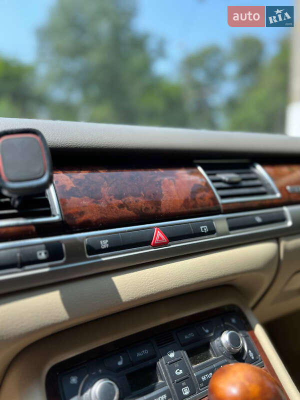 Седан Audi A8 2006 в Одессе