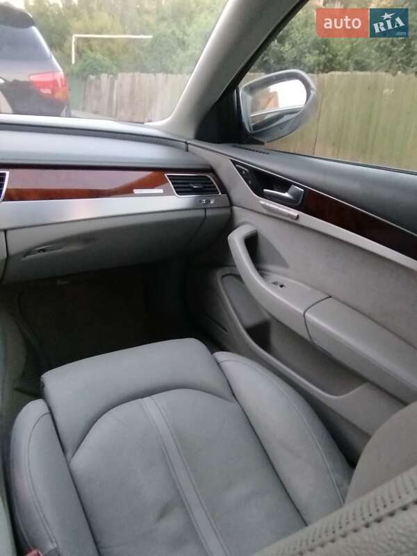 Седан Audi A8 2013 в Киеве фото 28 Седан Audi A8 2013 в Киеве
