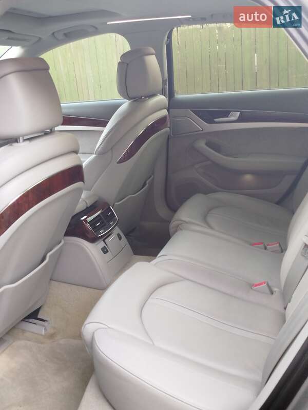 Седан Audi A8 2013 в Киеве фото 32 Седан Audi A8 2013 в Киеве
