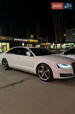 Седан Audi A8 2014 в 