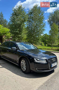 Седан Audi A8 2014 в 