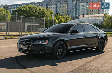Седан Audi A8 2013 в 