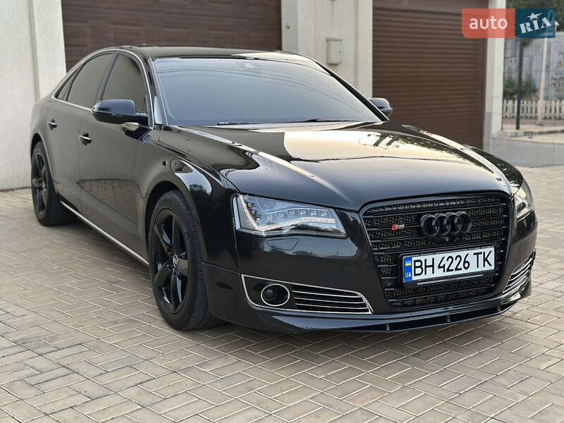Audi A8 2012