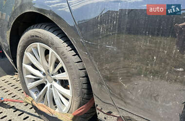 Седан Audi A8 2013 в 