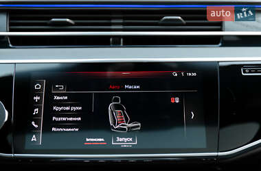 Седан Audi A8 2018 в 