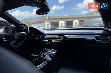 Седан Audi A8 2014 в 