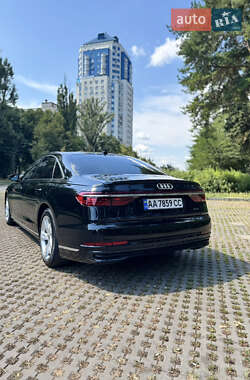 Седан Audi A8 2022 в 