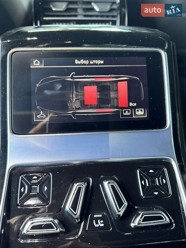 Седан Audi A8 2022 в Києві