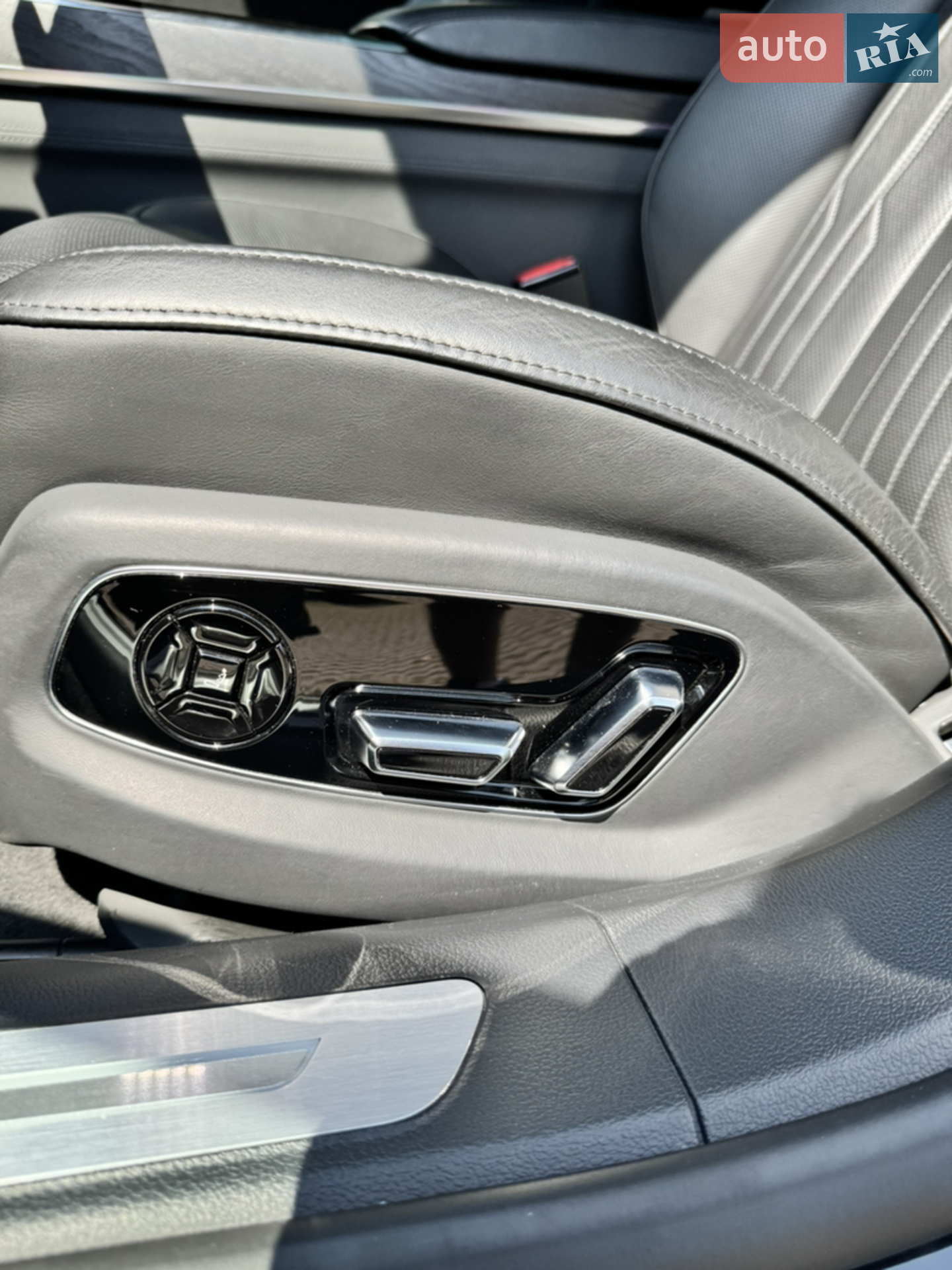 2022 Audi A8 - мініатюра 38