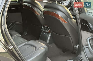 Седан Audi A8 2012 в 