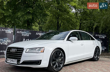 Седан Audi A8 2016 в 