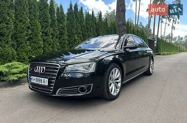 Седан Audi A8 2012 в Киеве