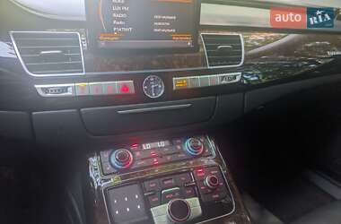 Седан Audi A8 2014 в 