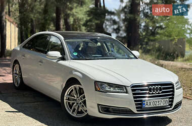 Седан Audi A8 2014 в Києві