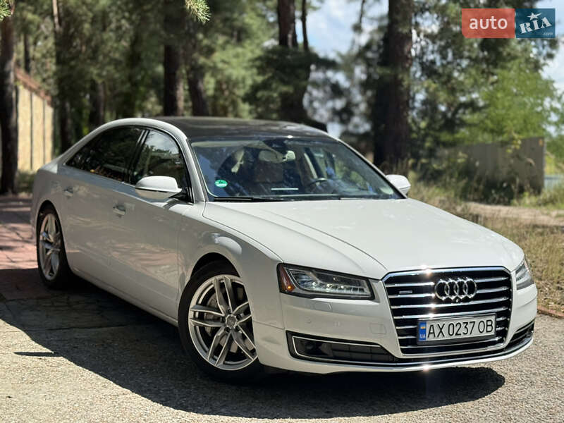 Седан Audi A8 2014 в 