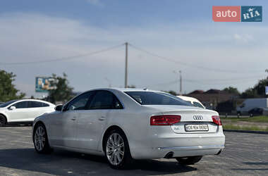 Седан Audi A8 2013 в 