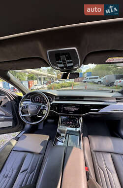 Седан Audi A8 2017 в Киеве