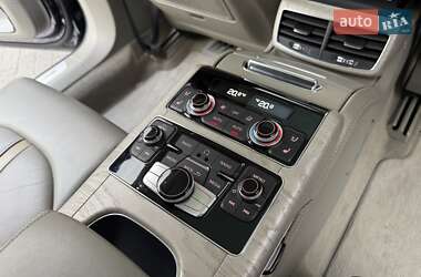 Седан Audi A8 2013 в 