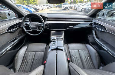 Седан Audi A8 2021 в 