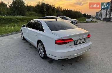 Седан Audi A8 2015 в 