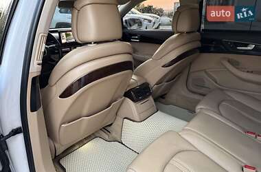 Седан Audi A8 2015 в 