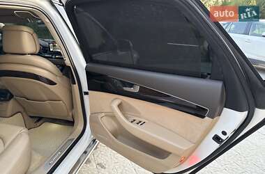Седан Audi A8 2015 в 
