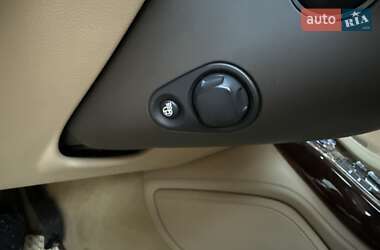 Седан Audi A8 2015 в 