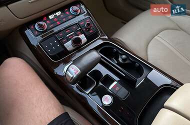Седан Audi A8 2015 в 