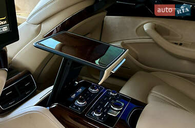 Седан Audi A8 2013 в 