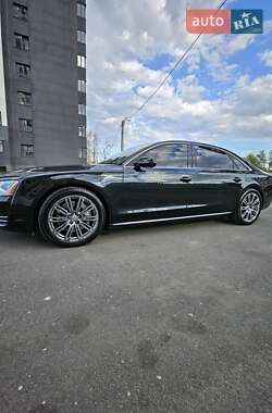 Седан Audi A8 2013 в Харкові