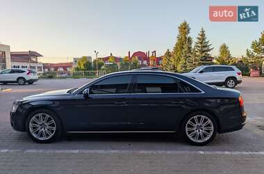 Седан Audi A8 2011 в 