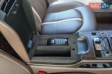 Седан Audi A8 2012 в 