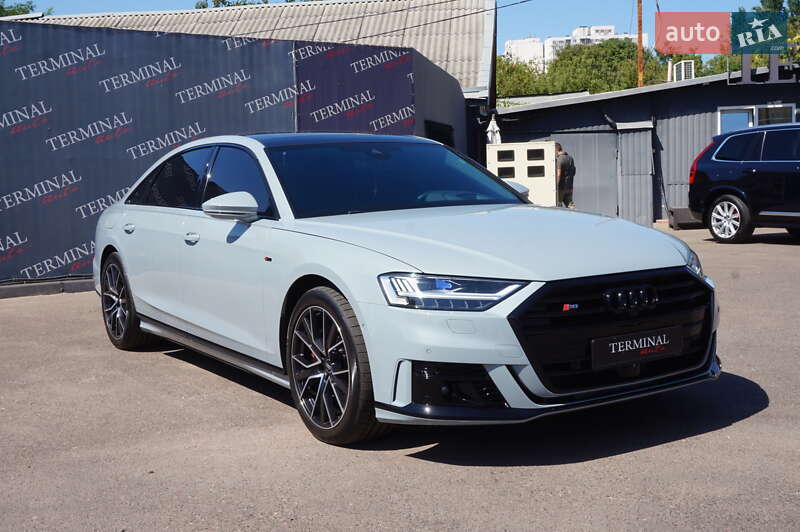 Седан Audi A8 2021 в Одессе