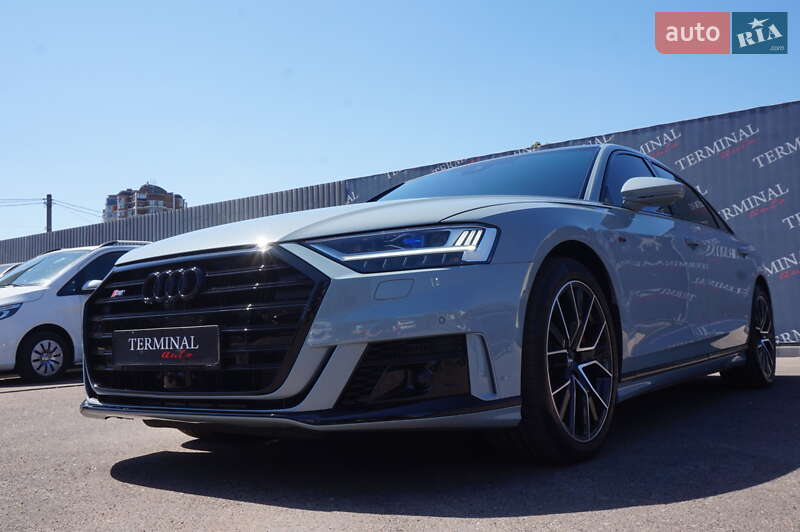 Седан Audi A8 2021 в Одессе