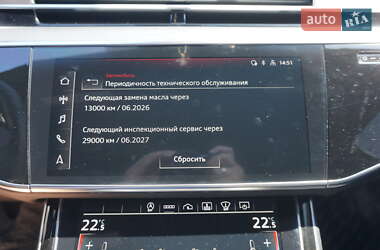 Седан Audi A8 2021 в 