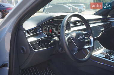 Седан Audi A8 2021 в 