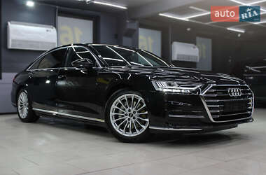 Седан Audi A8 2021 в 