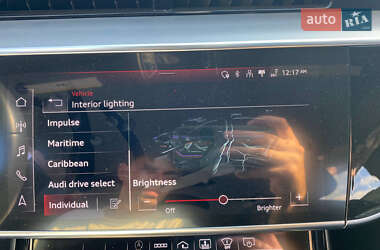 Седан Audi A8 2020 в 