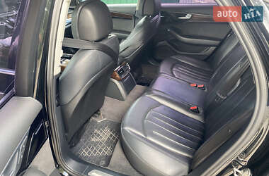 Седан Audi A8 2015 в 