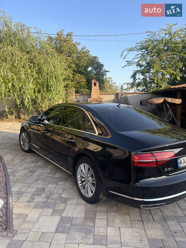Седан Audi A8 2017 в Одессе