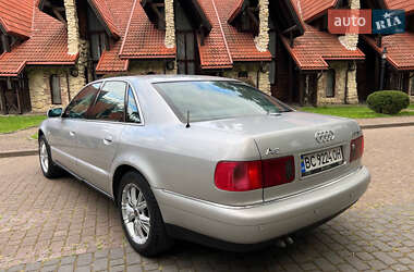 Седан Audi A8 2001 в 