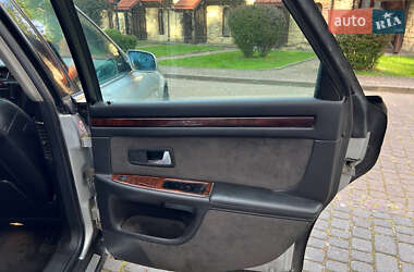 Седан Audi A8 2001 в 