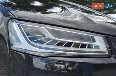Седан Audi A8 2017 в 