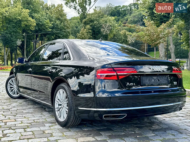 Седан Audi A8 2017 в Киеве