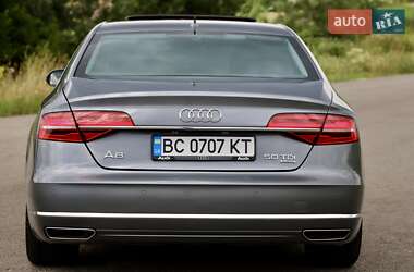 Седан Audi A8 2015 в Дрогобыче