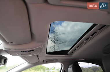 Седан Audi A8 2015 в 
